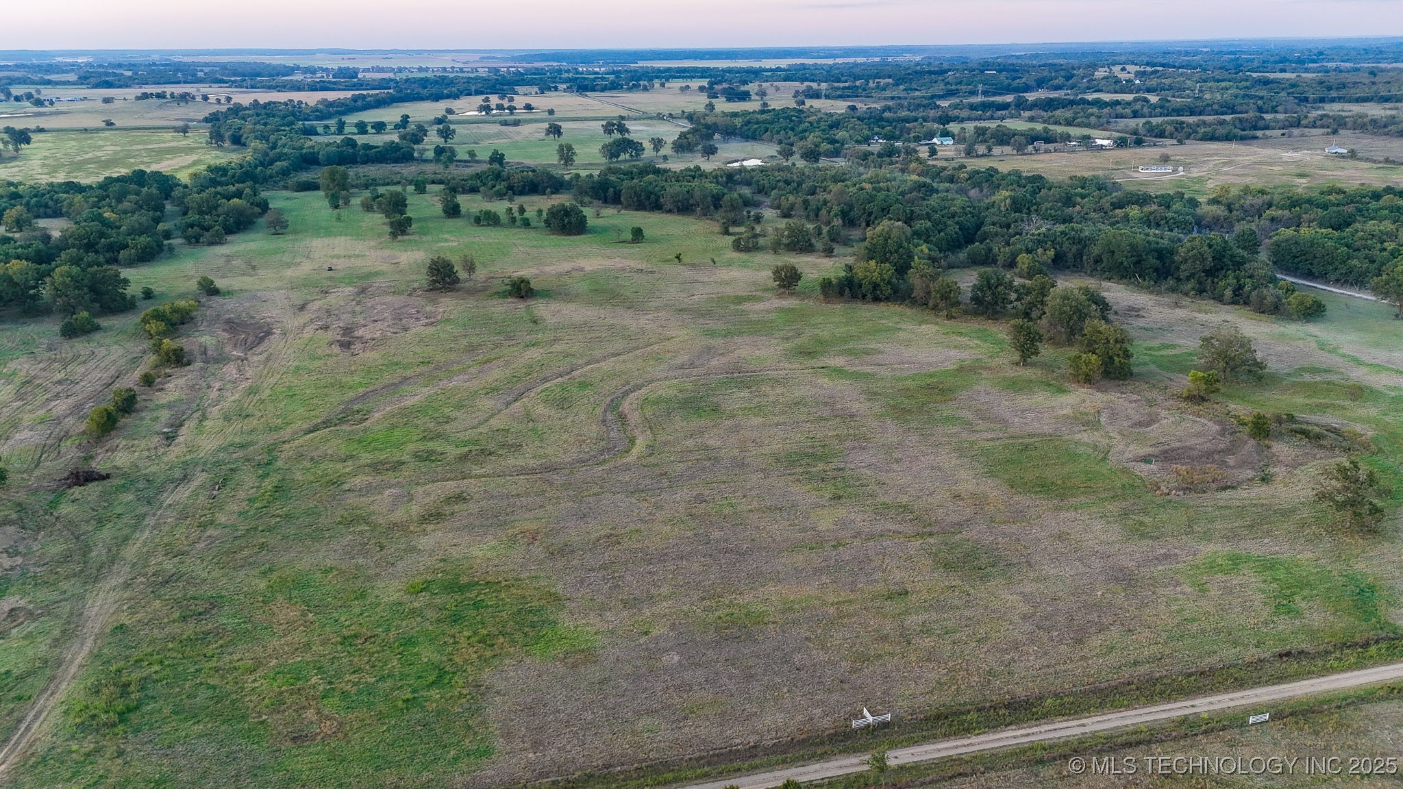 154th Street W Property Photo 6