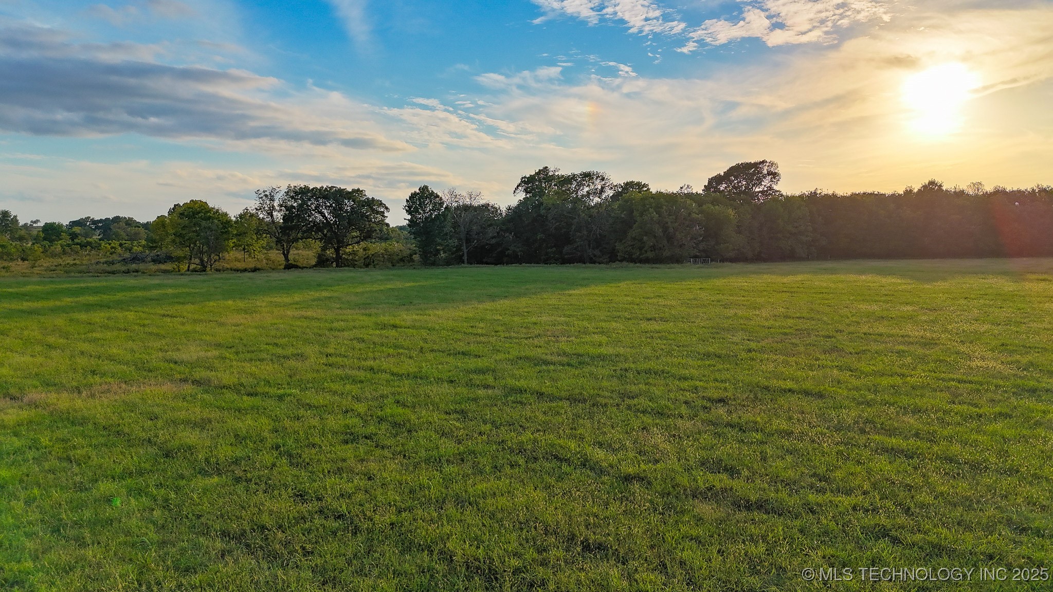 154th Street W Property Photo 7