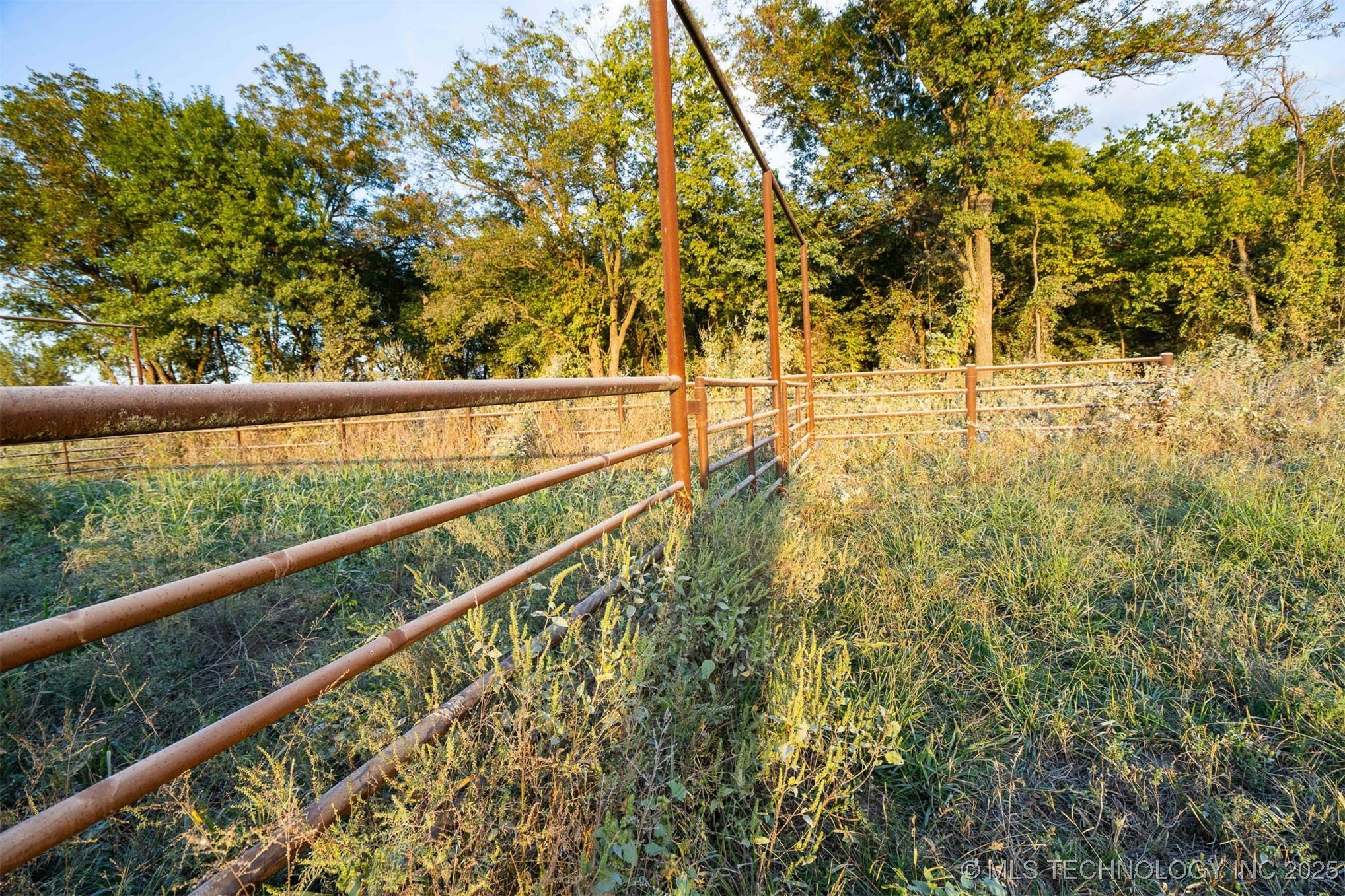 154th Street W Property Photo 27