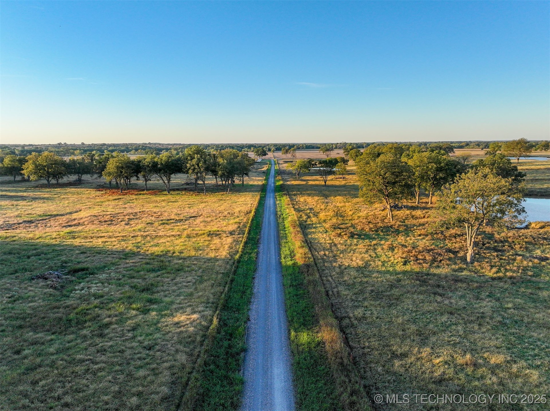 Hwy 16 Property Photo 12