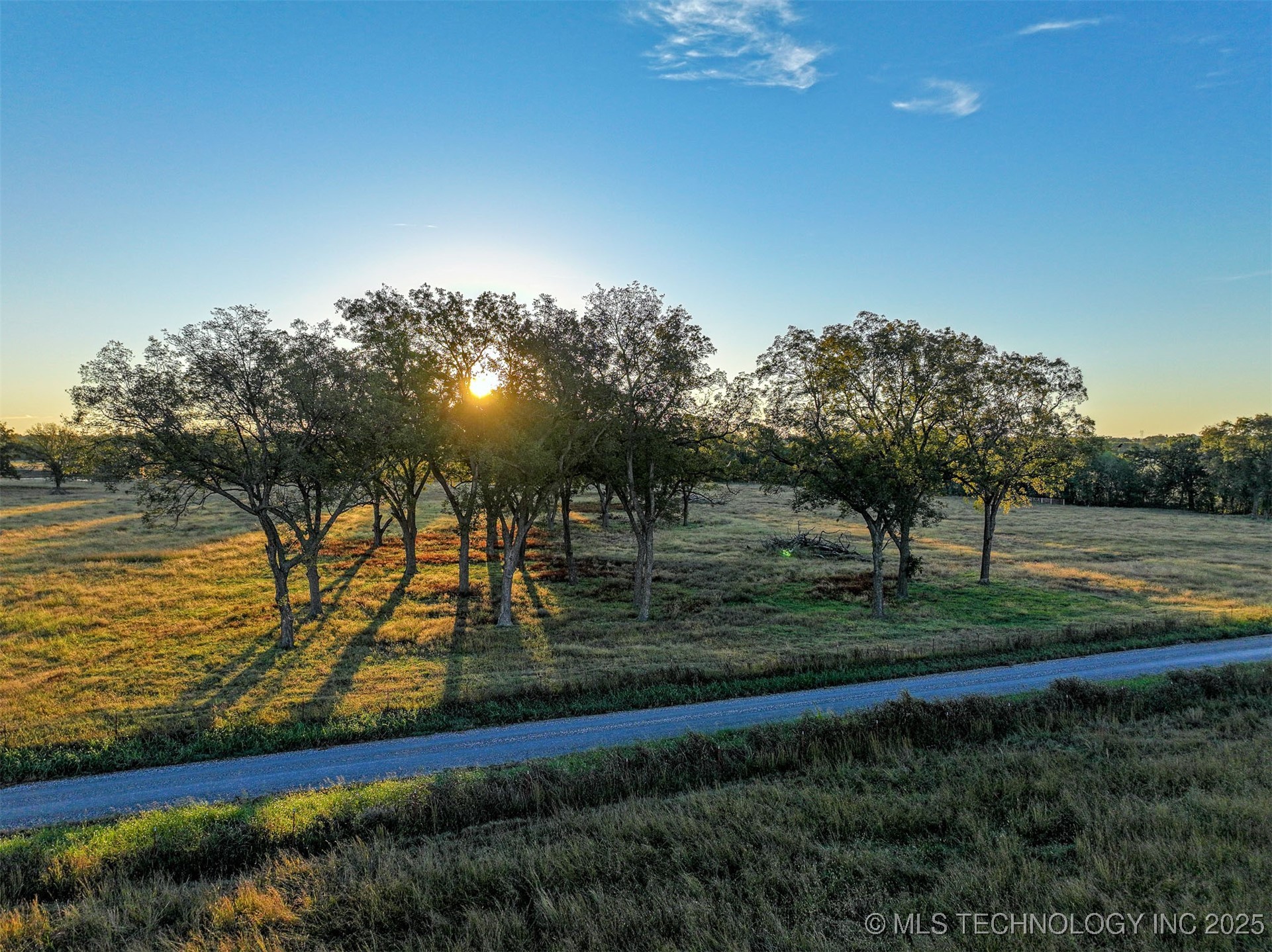 Hwy 16 Property Photo 14