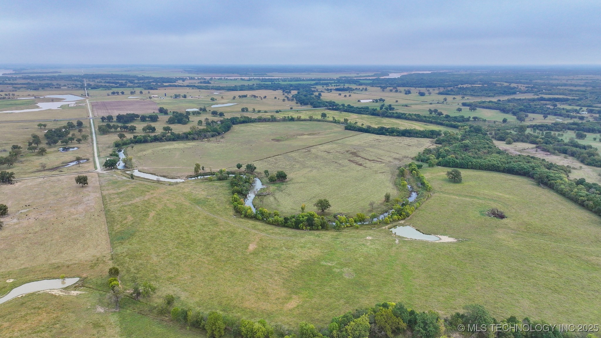 Hwy 16 Property Photo 26