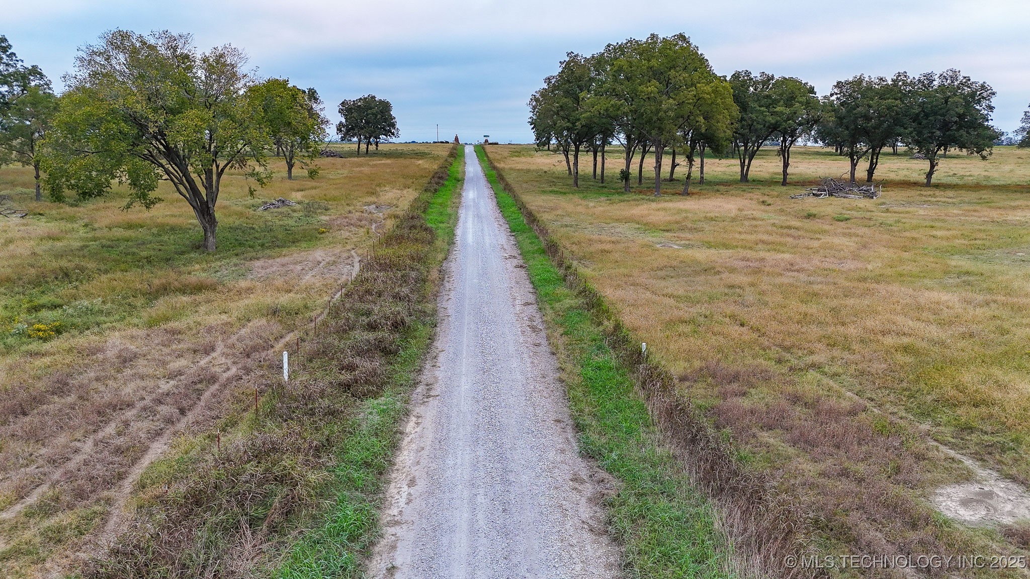 Hwy 16 Property Photo 36