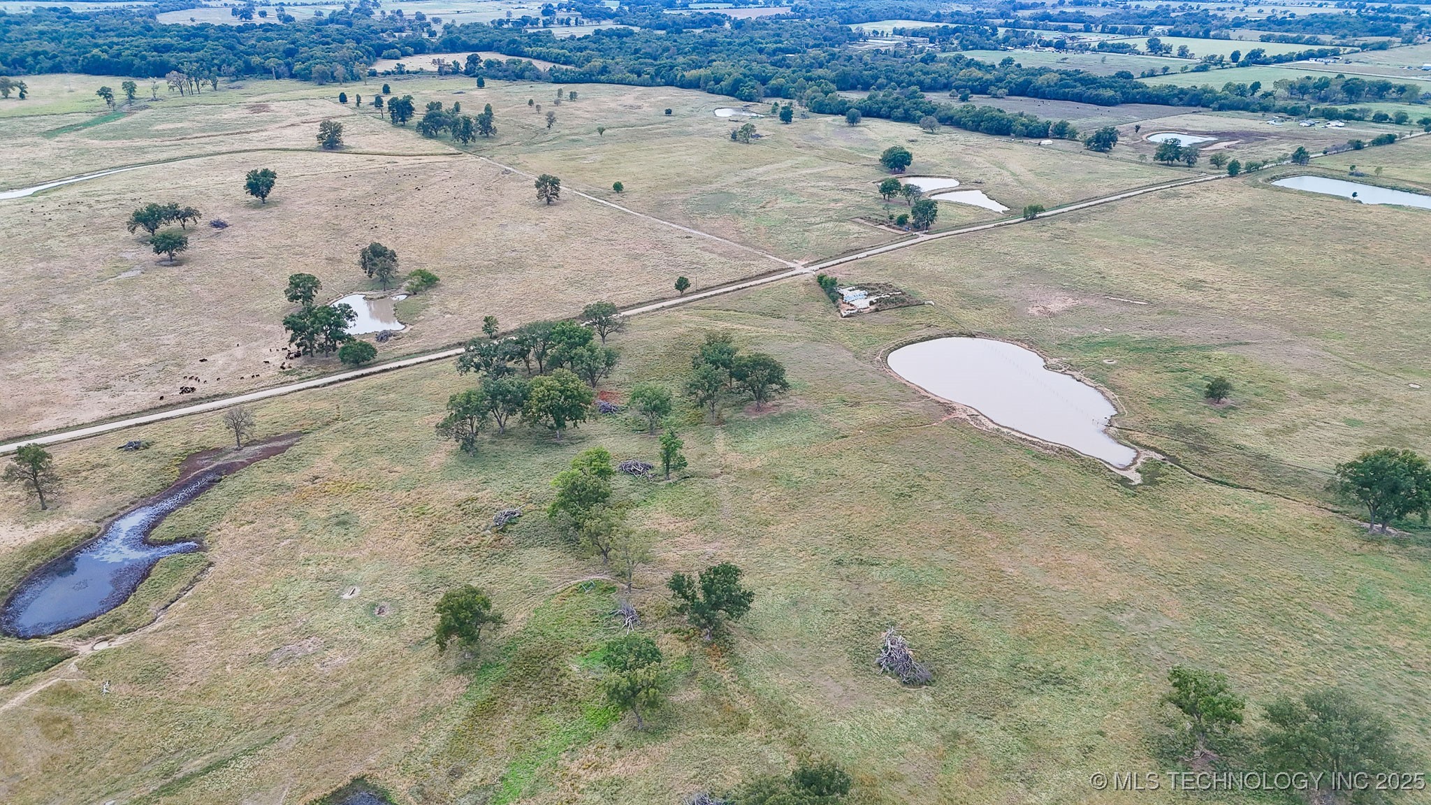 Hwy 16 Property Photo 42