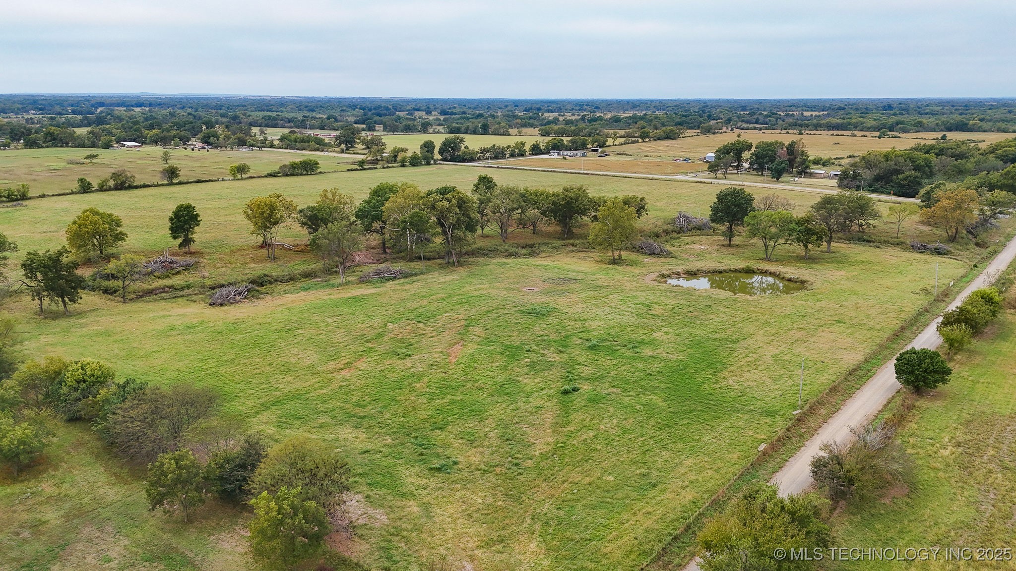 Hwy 16 Property Photo 51