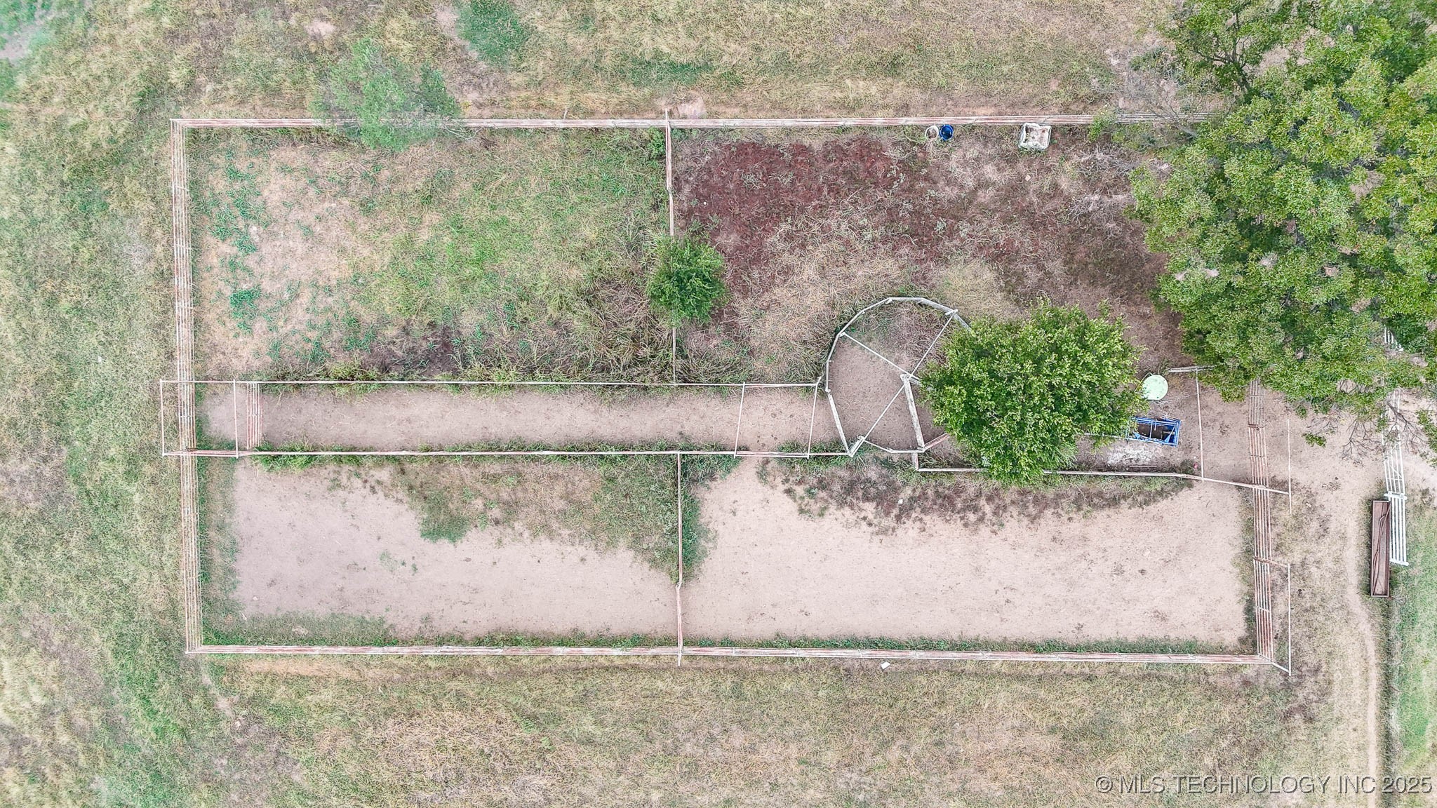 Hwy 16 Property Photo 60