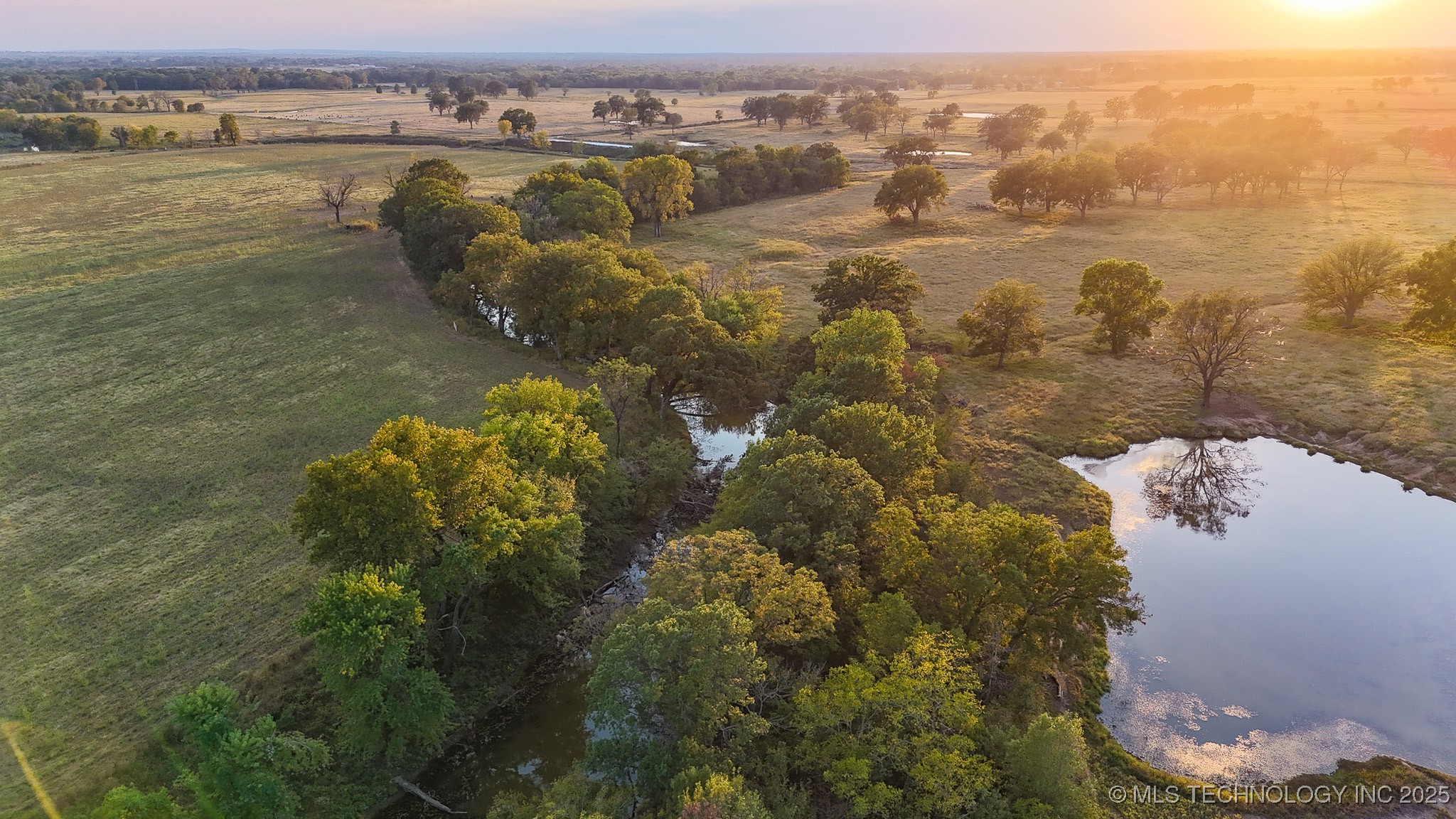 Hwy 16 Property Photo 62