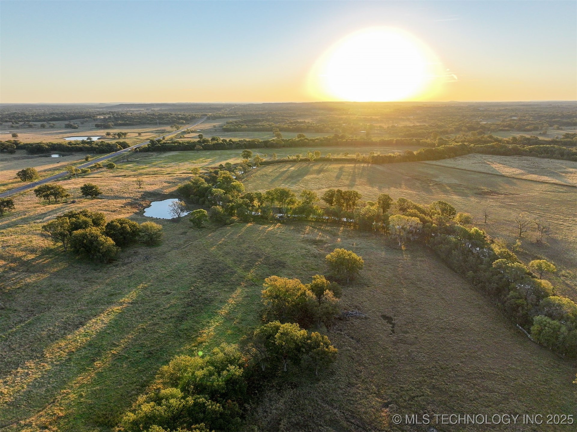 Hwy 16 Property Photo 75