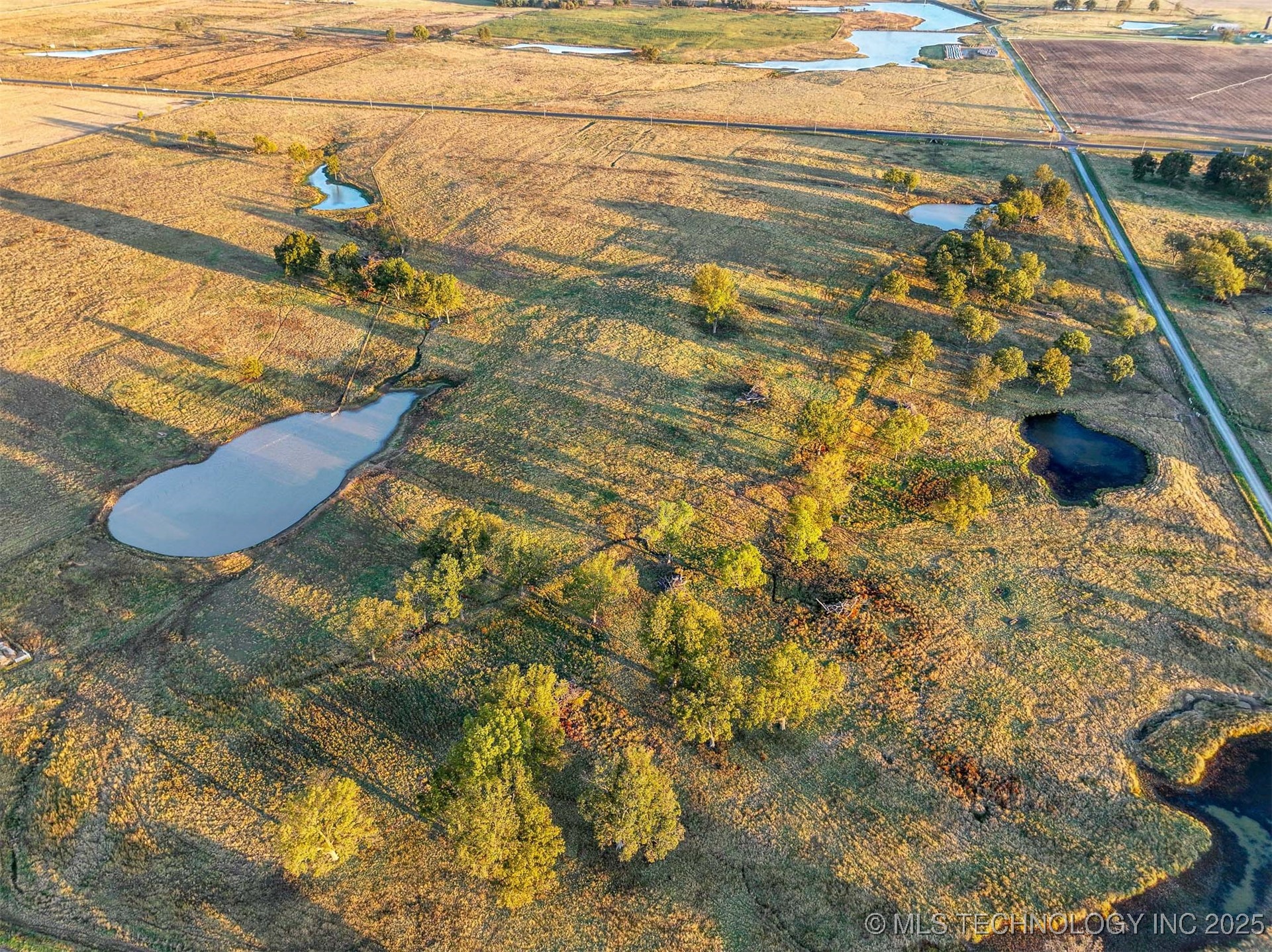 Hwy 16 Property Photo 79