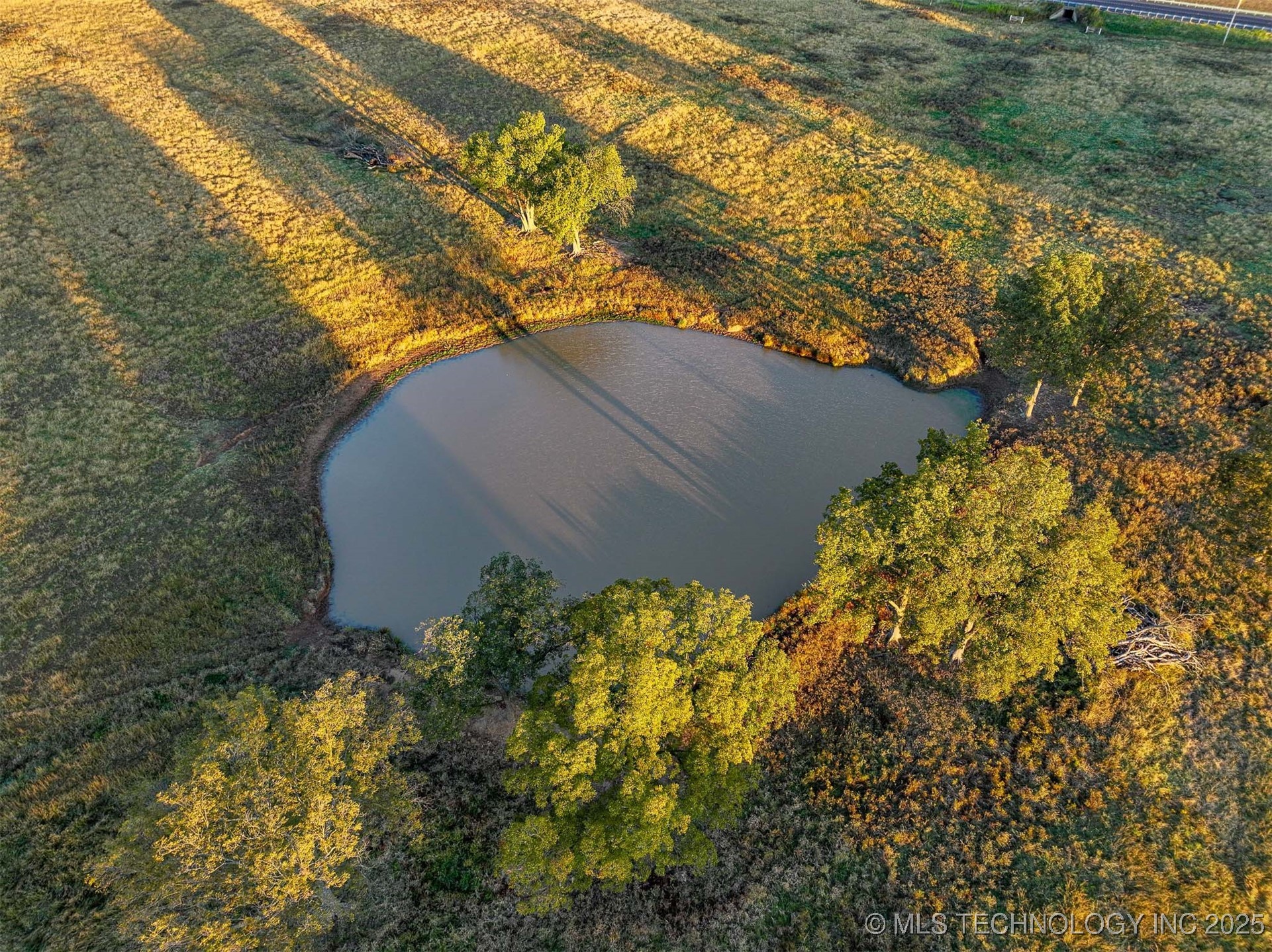 Hwy 16 Property Photo 80