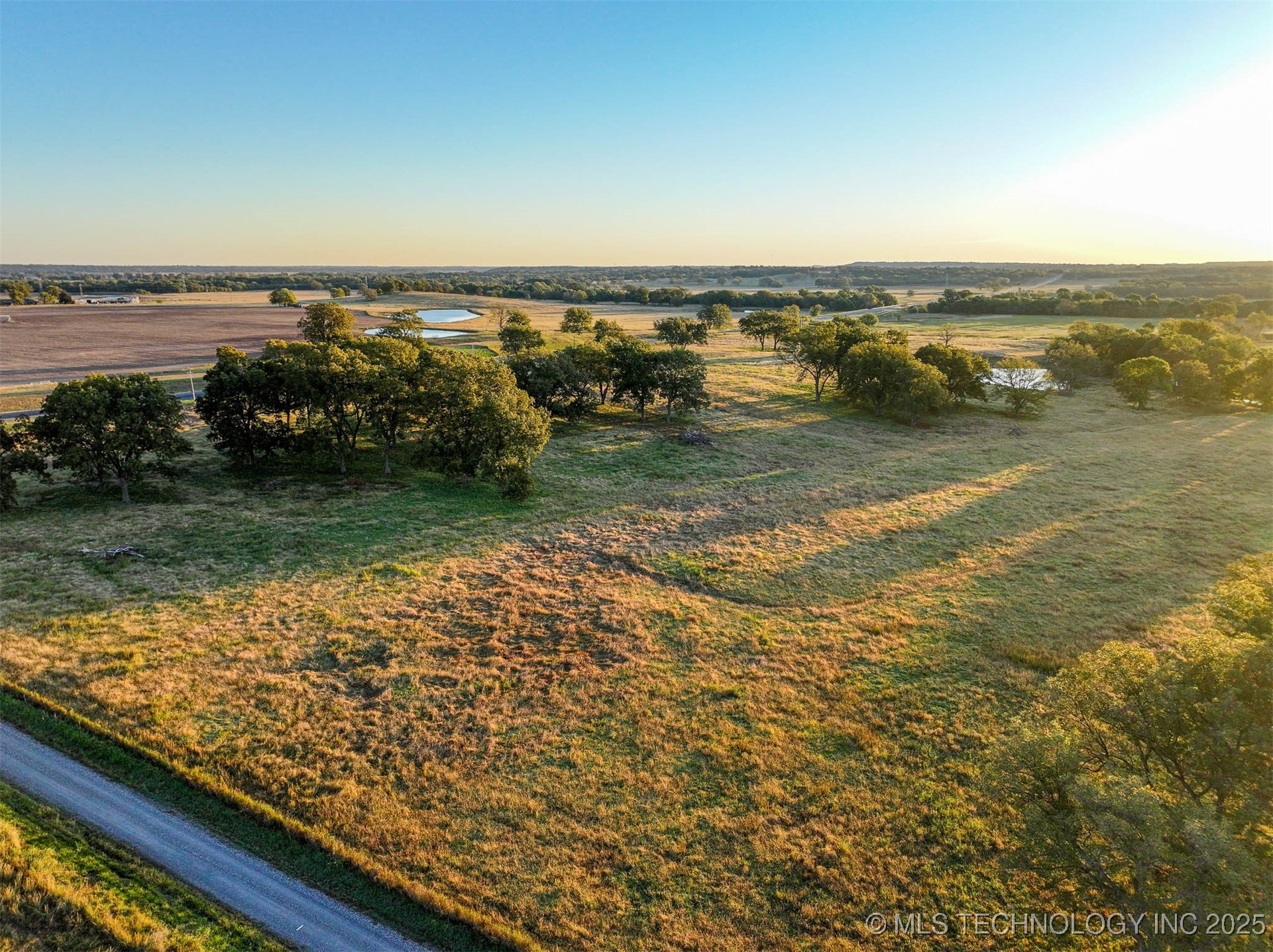 Hwy 16 Property Photo 81