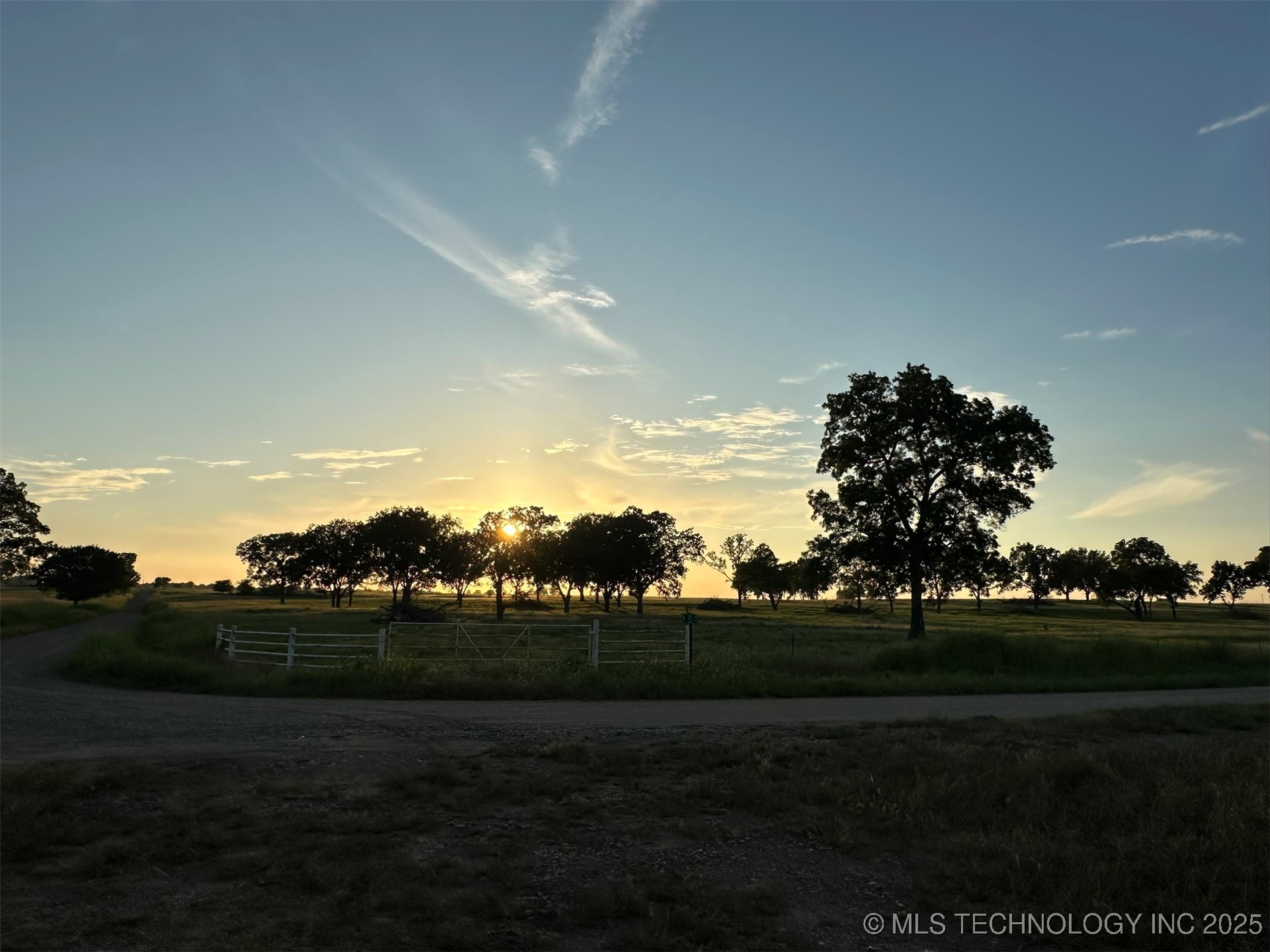 Hwy 16 Property Photo 85