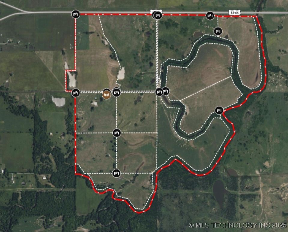 Hwy 16 Property Photo 88