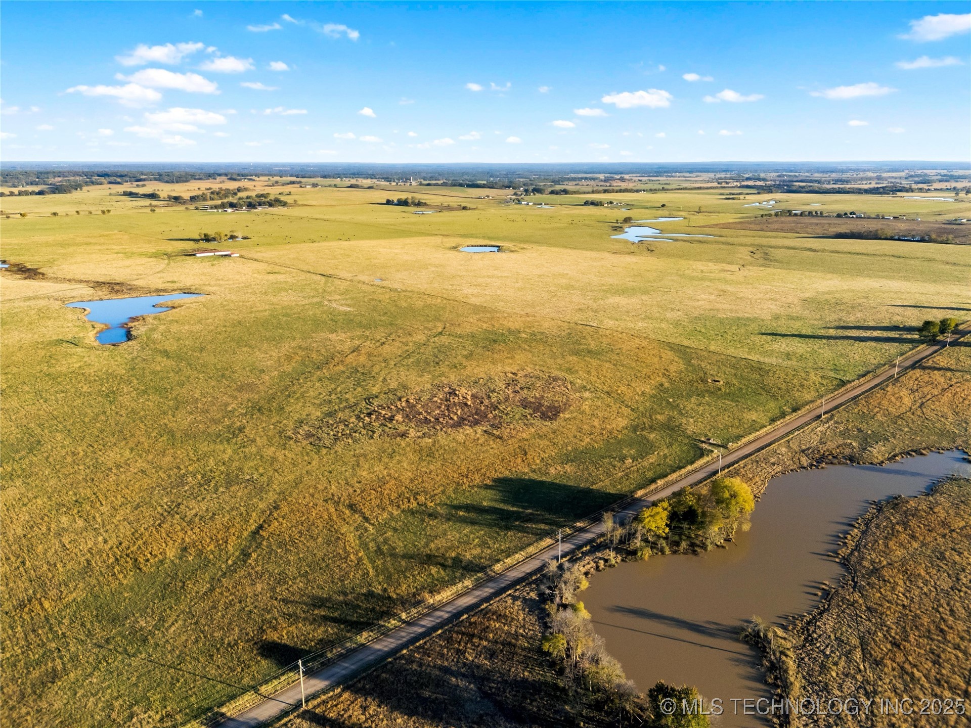 6 E 330 Road Property Photo 1