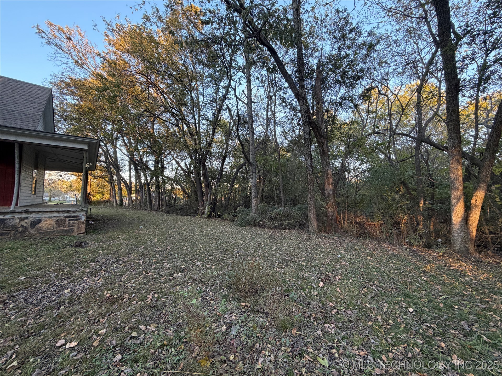 921 E Church Street Property Photo 14