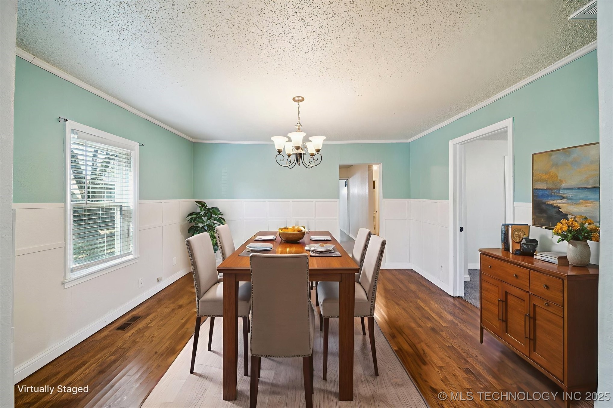 119 E Ross Avenue Property Photo 9