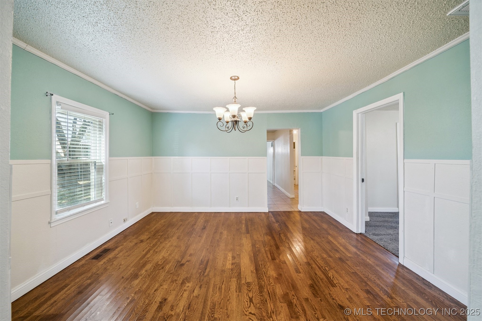 119 E Ross Avenue Property Photo 10