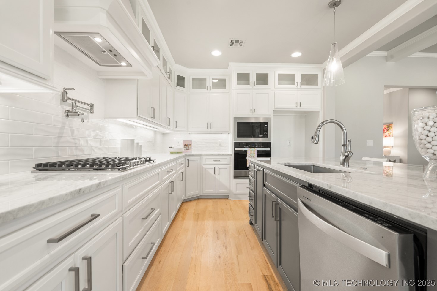 1603 Pinecrest Drive Property Photo 12