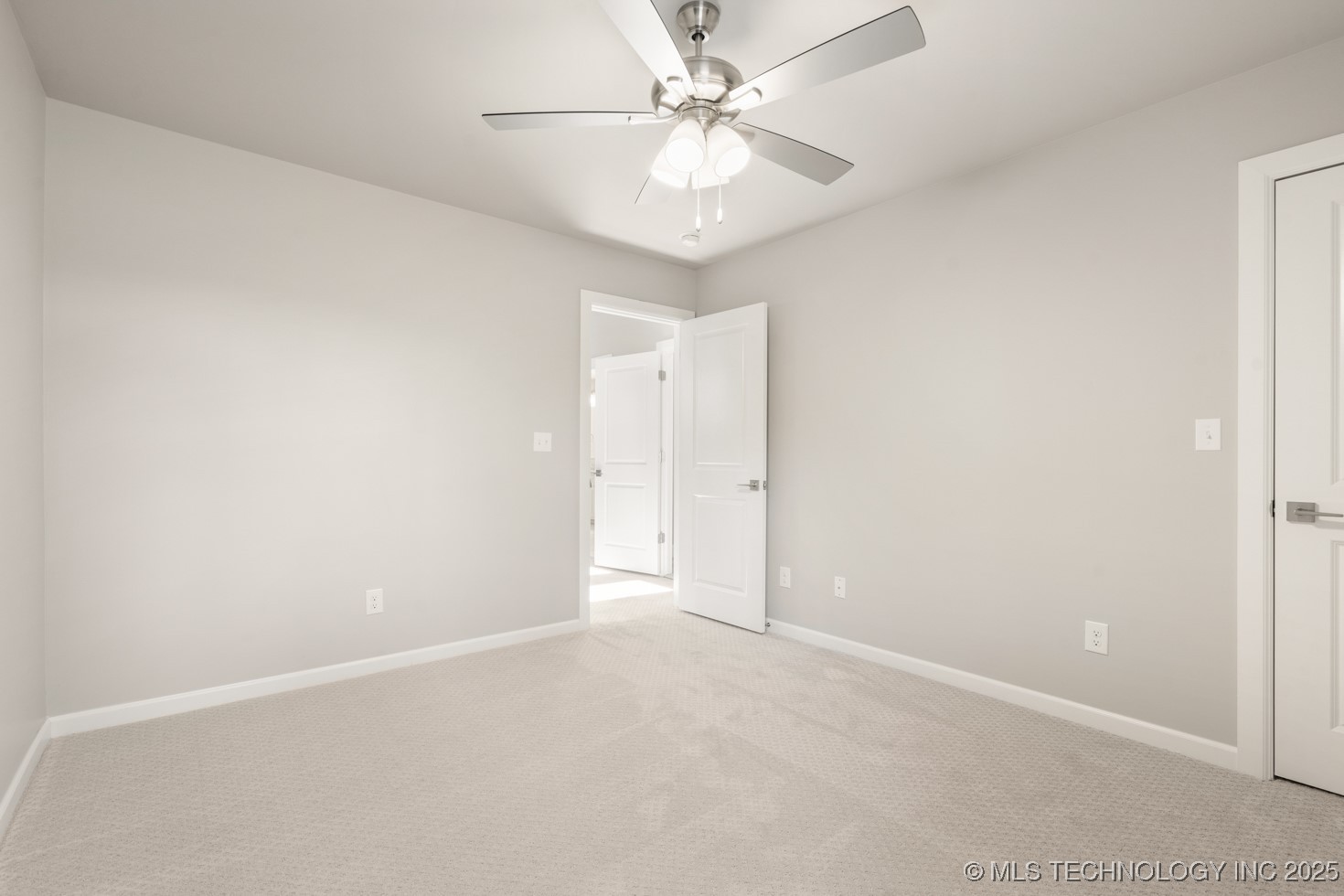 1603 Pinecrest Drive Property Photo 18