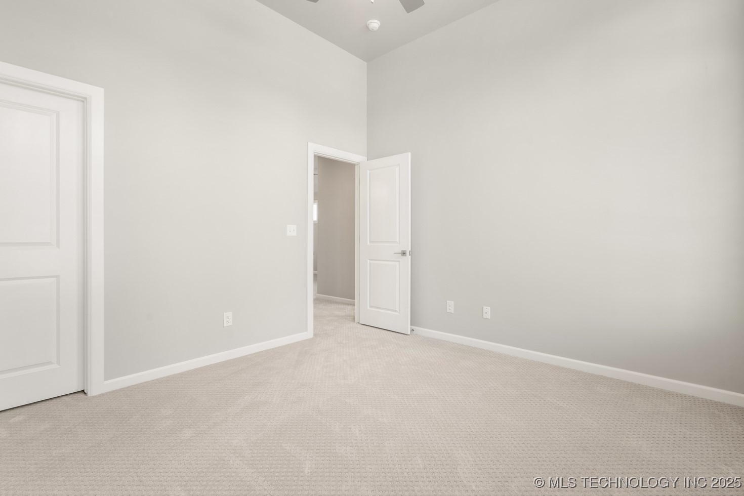 1603 Pinecrest Drive Property Photo 24