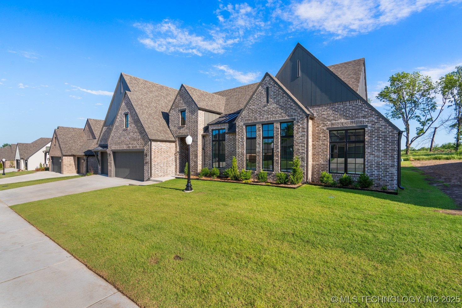 1603 Pinecrest Drive Property Photo 39