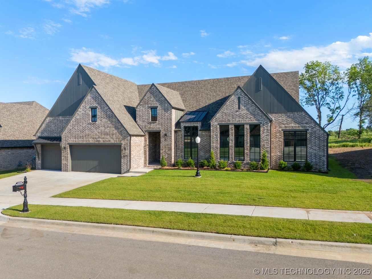 1603 Pinecrest Drive Property Photo 40