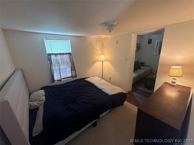 907 N Wilson Avenue Property Photo 6