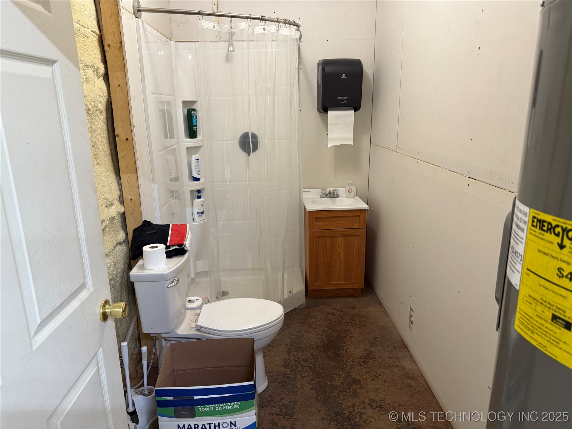 103 N Hickory Street Property Photo 8