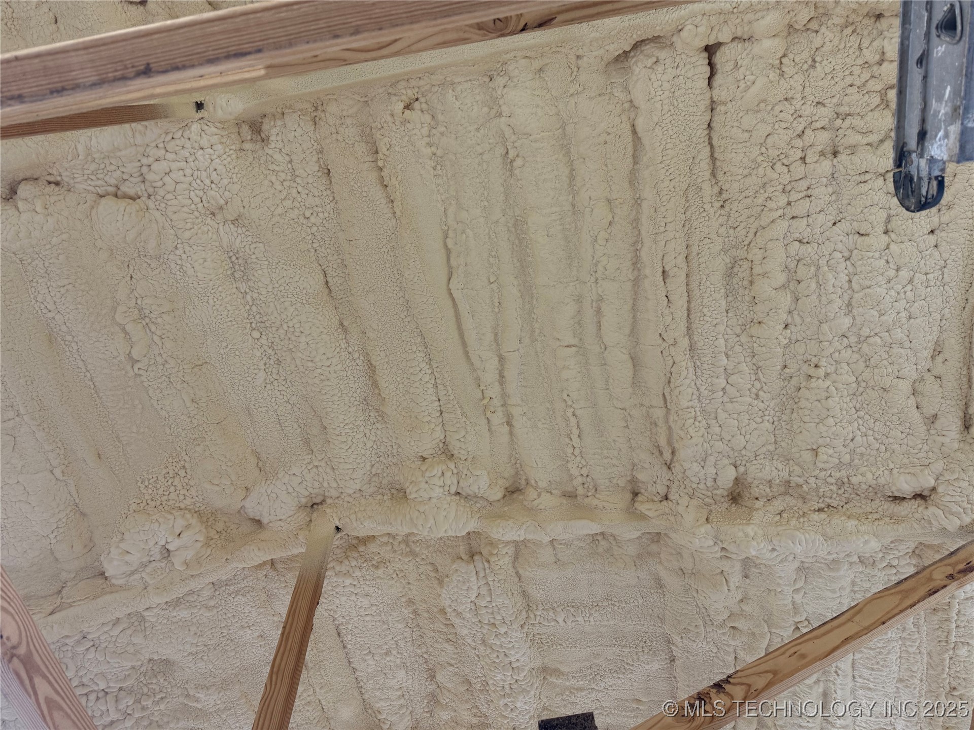 103 N Hickory Street Property Photo 9