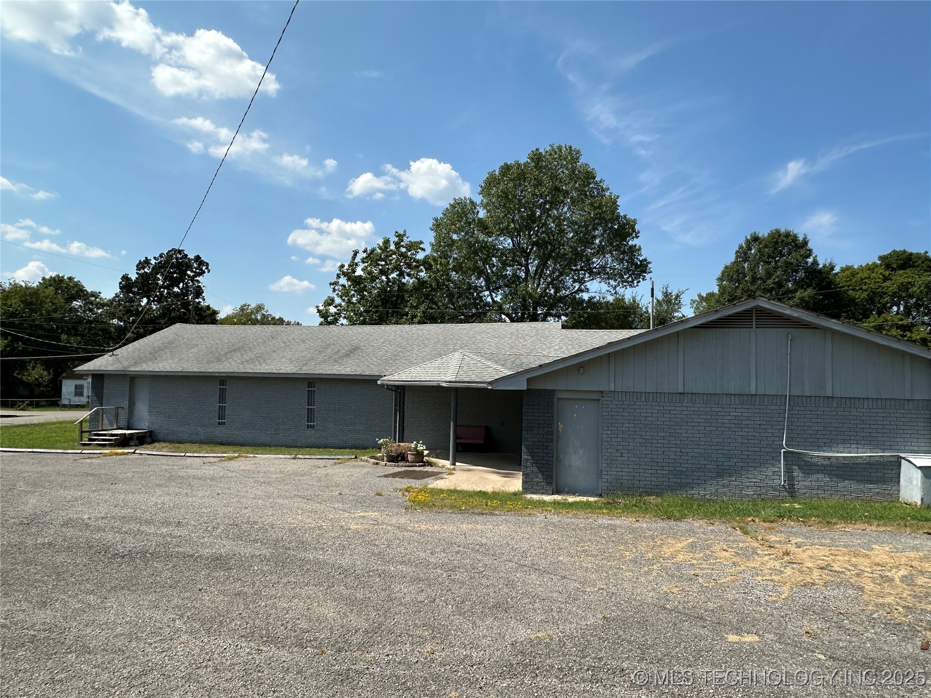 309 W Miami Avenue Property Photo 3