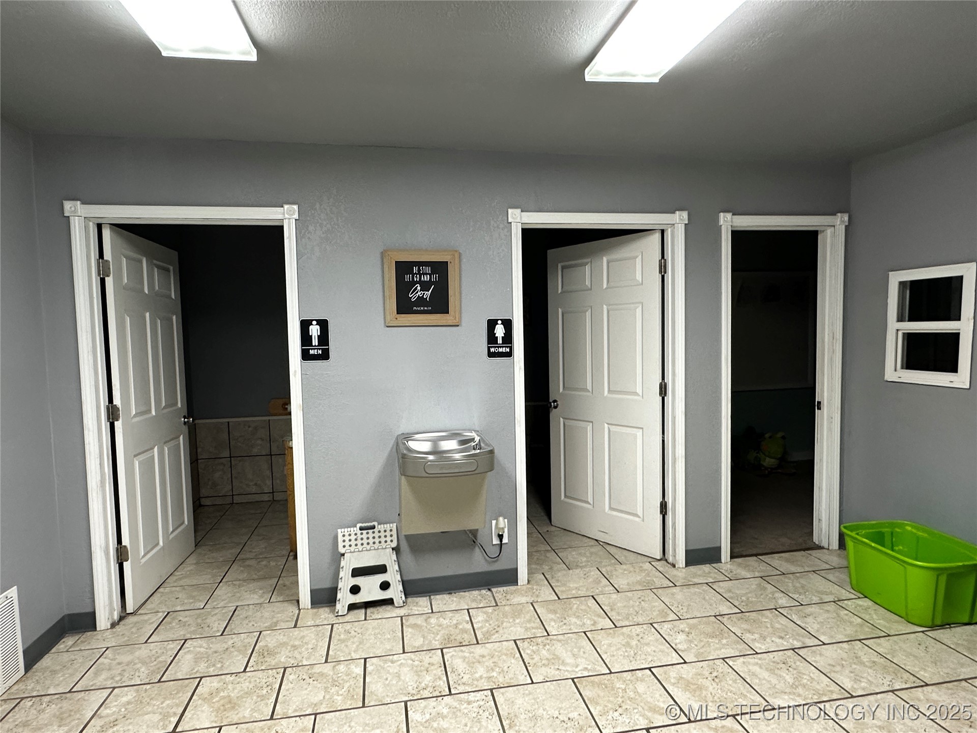 309 W Miami Avenue Property Photo 6