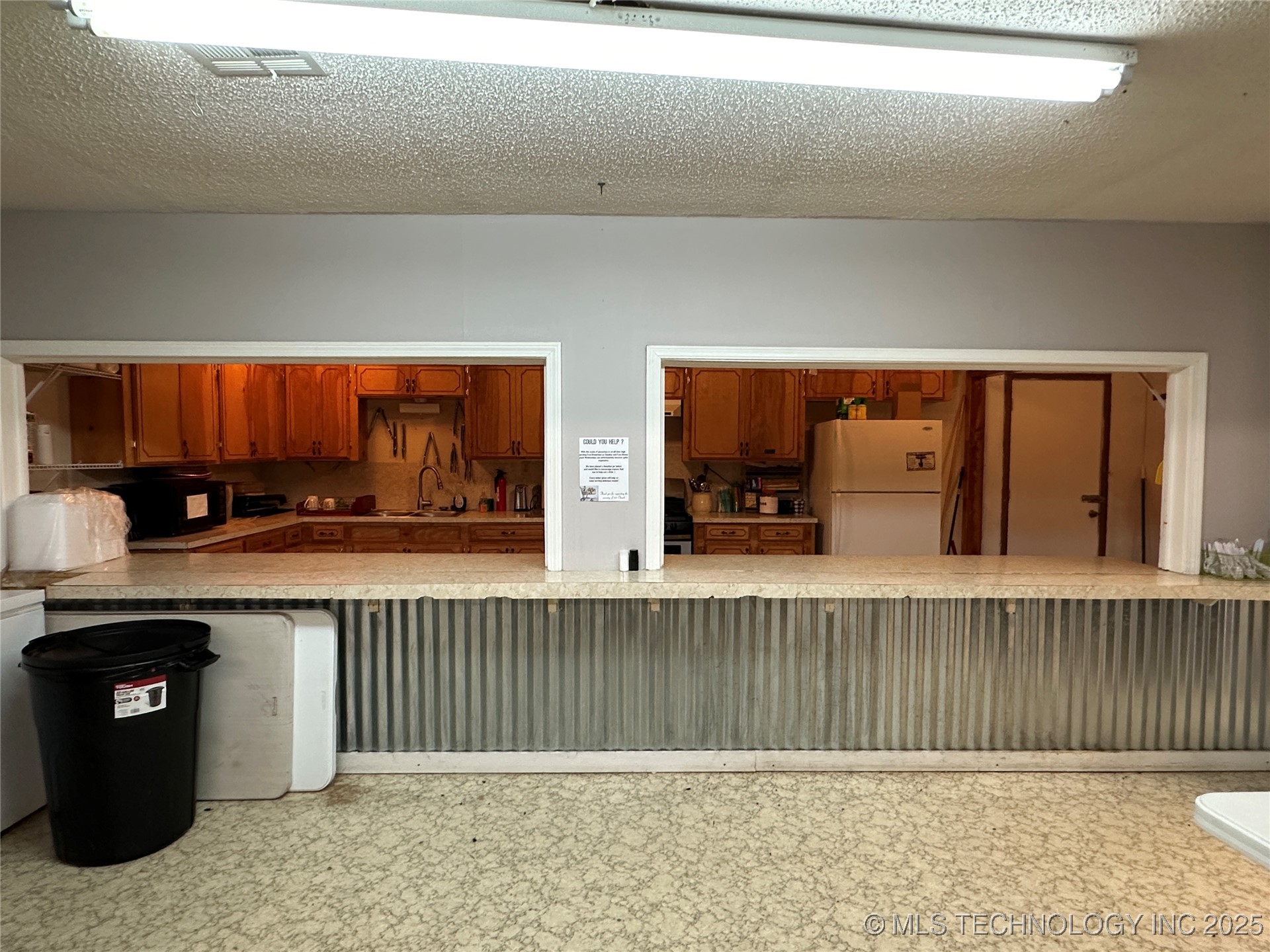 309 W Miami Avenue Property Photo 8