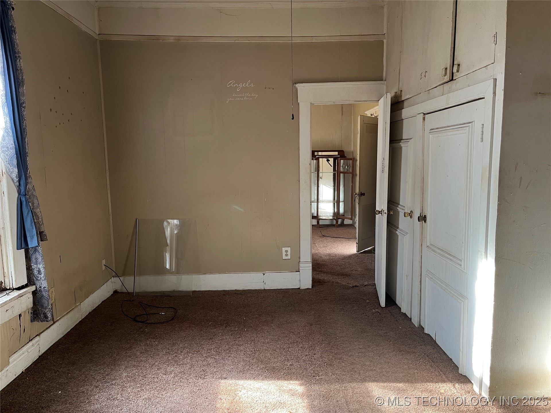 826 N H. Street Property Photo 11