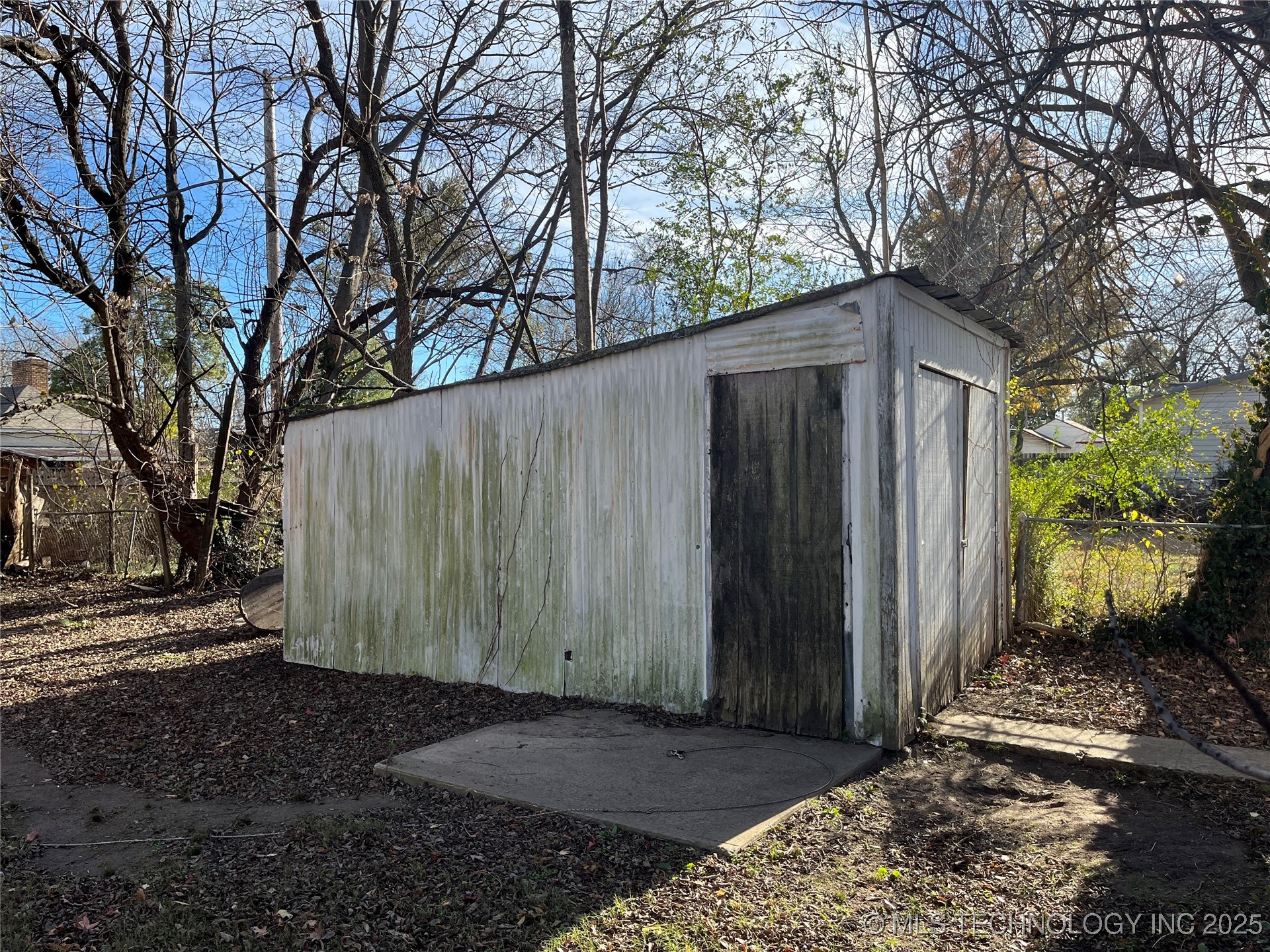 826 N H. Street Property Photo 20