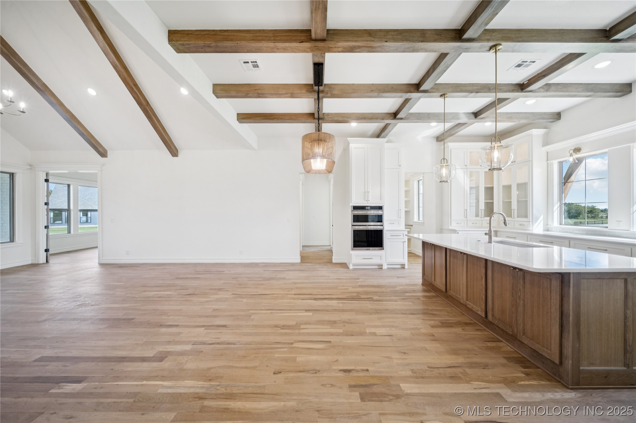 31005 E 67th Street S Property Photo 9