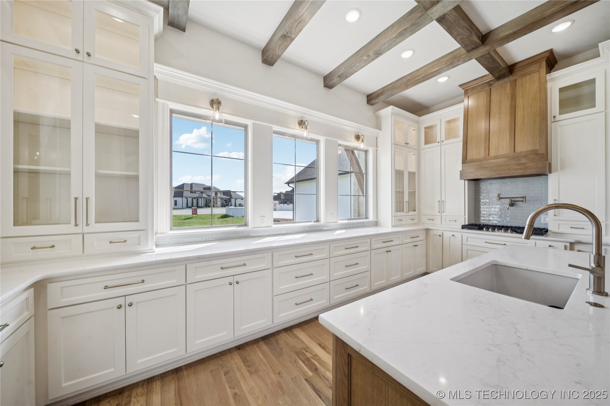 31005 E 67th Street S Property Photo 12