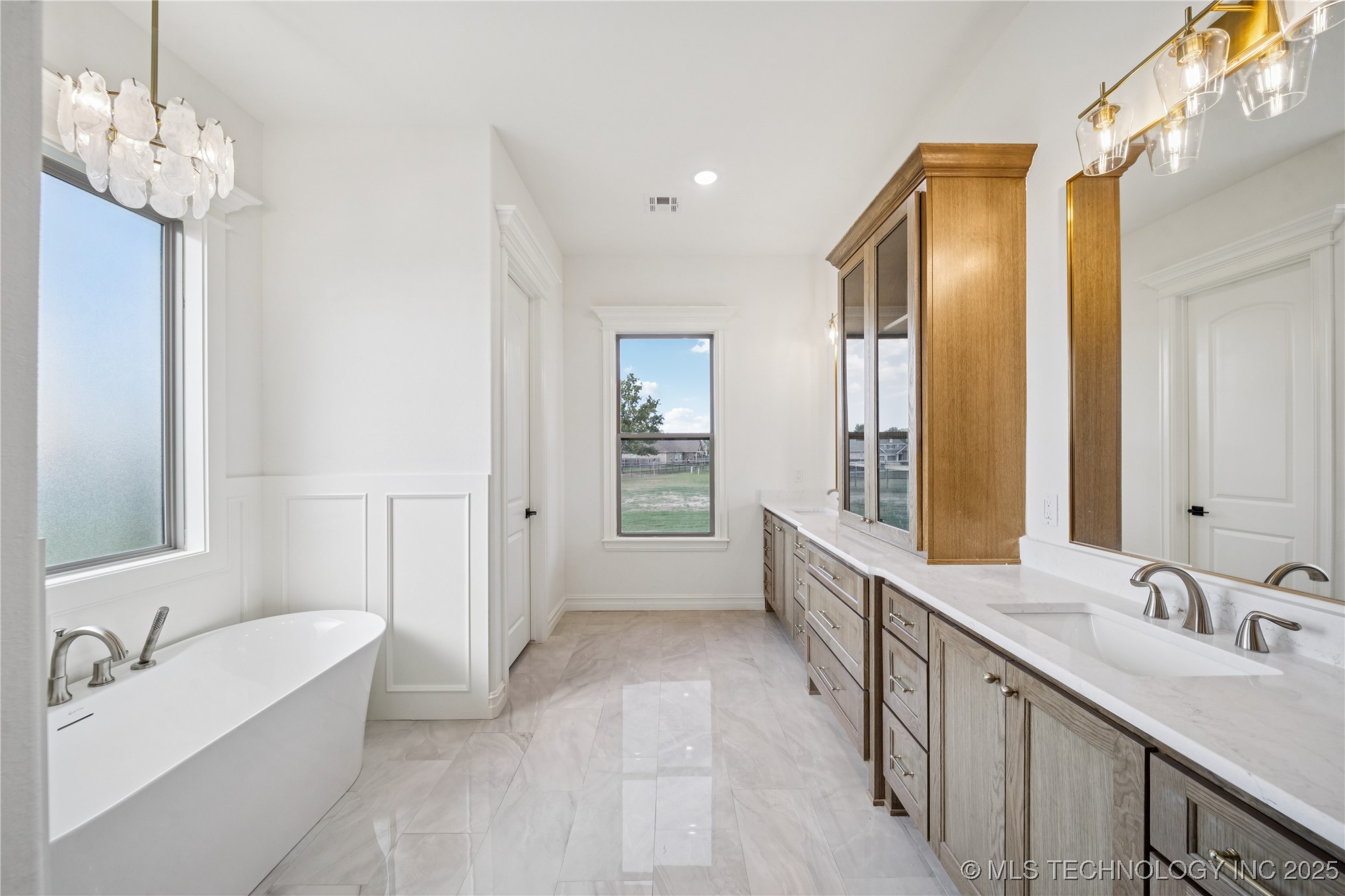 31005 E 67th Street S Property Photo 23