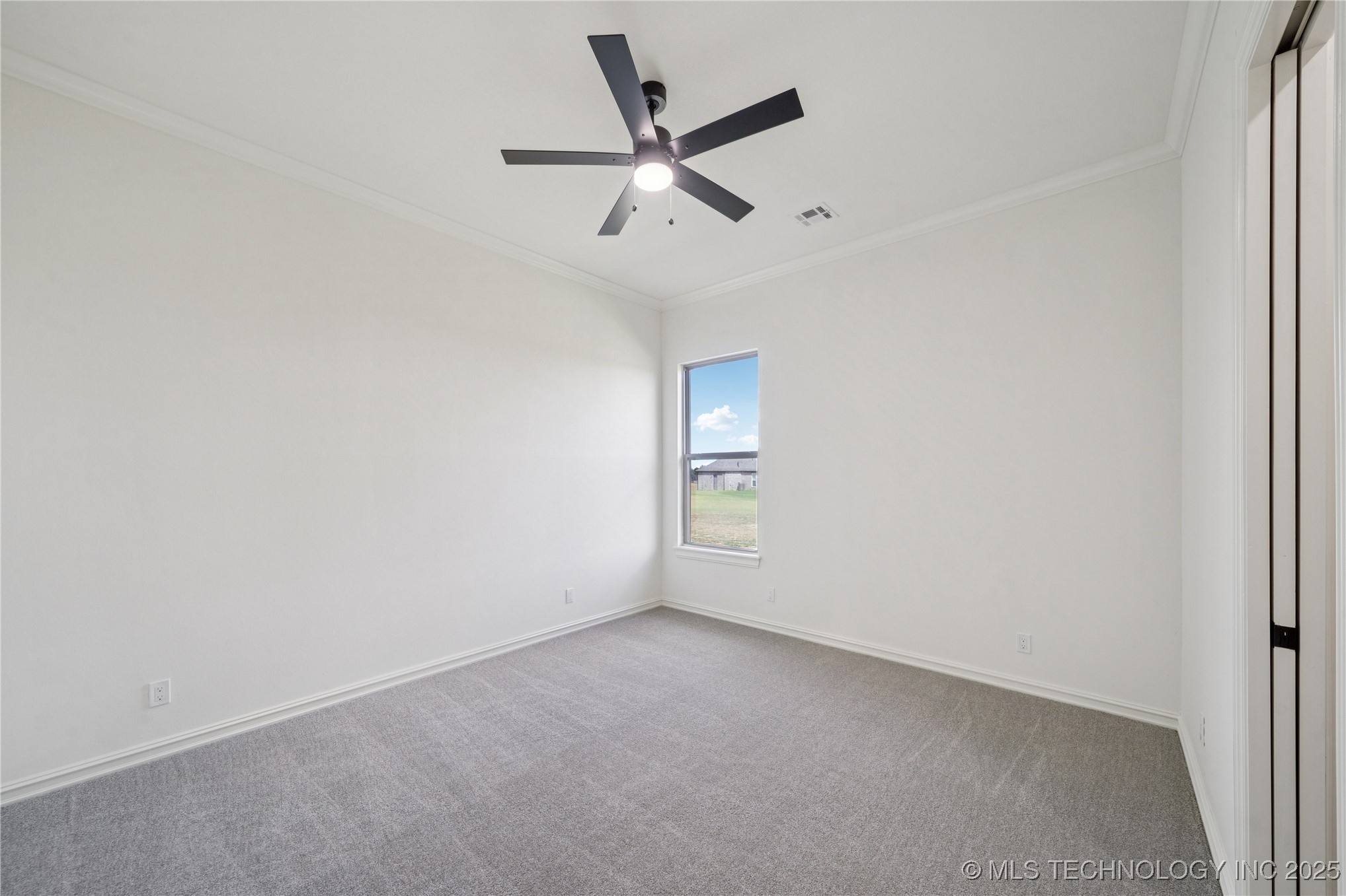 31005 E 67th Street S Property Photo 27