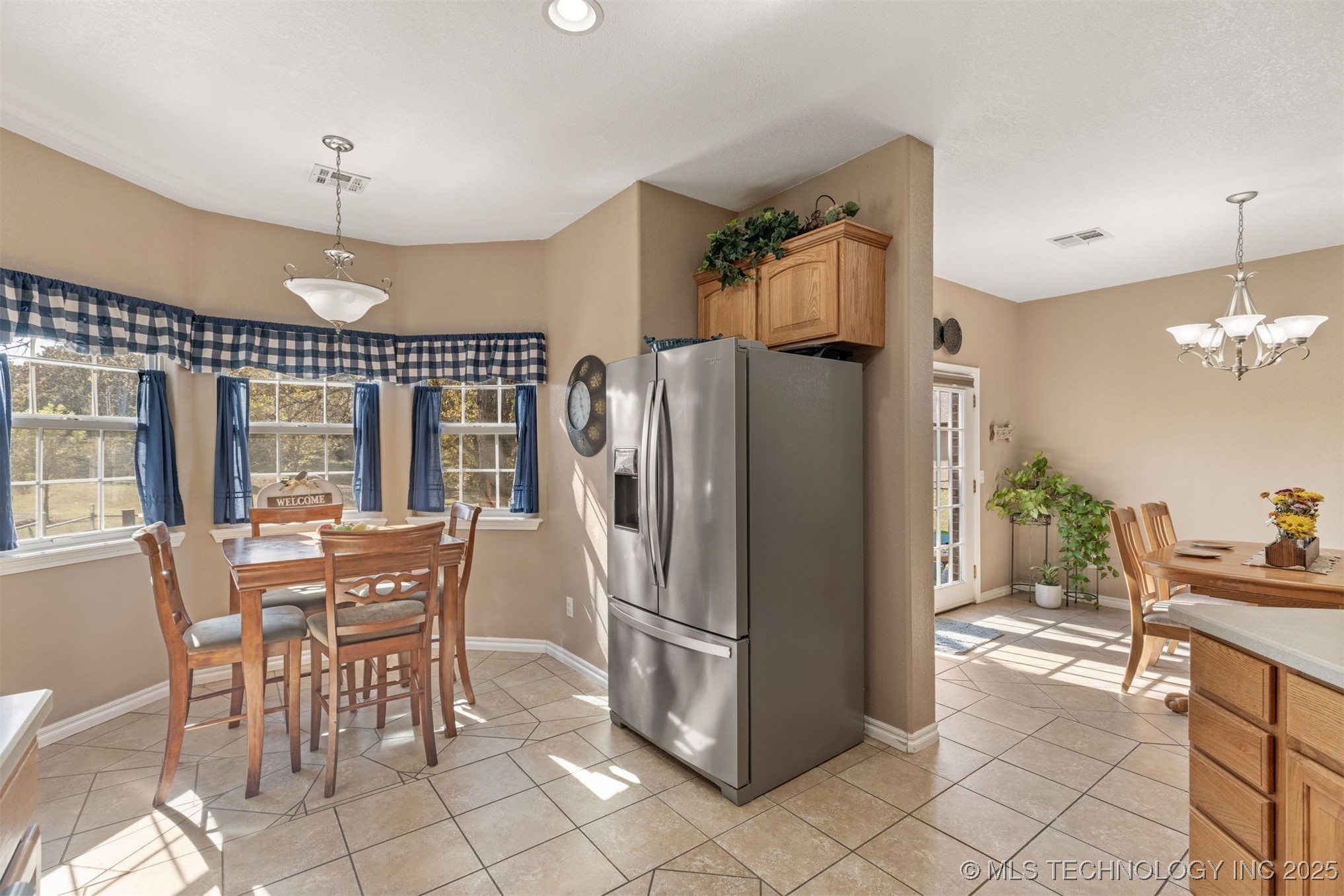 6338 W 77th Street Property Photo 18