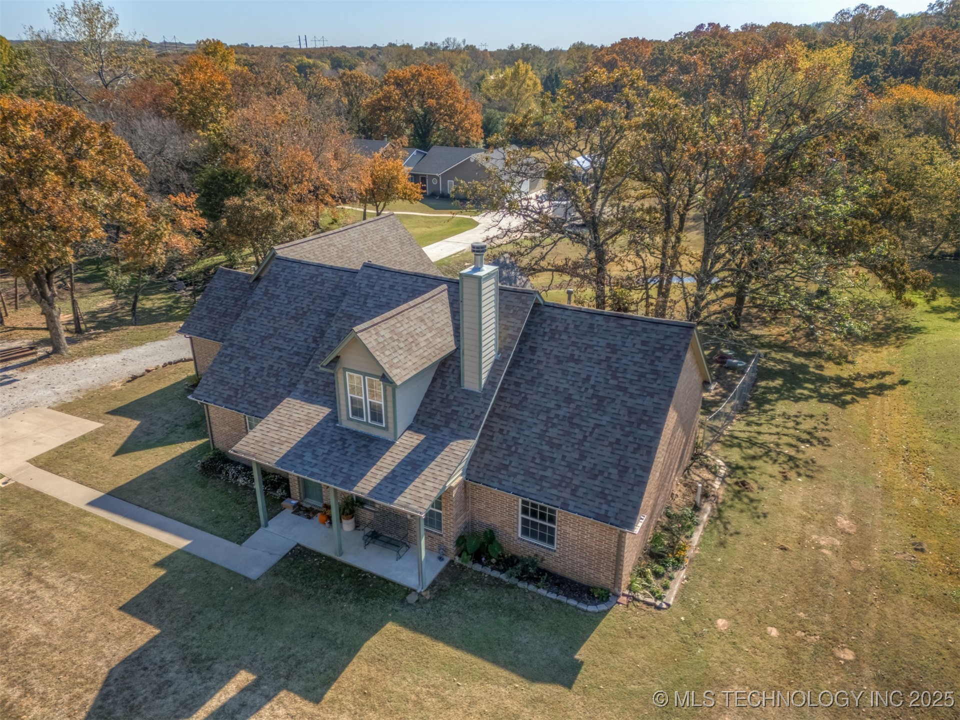 6338 W 77th Street Property Photo 45