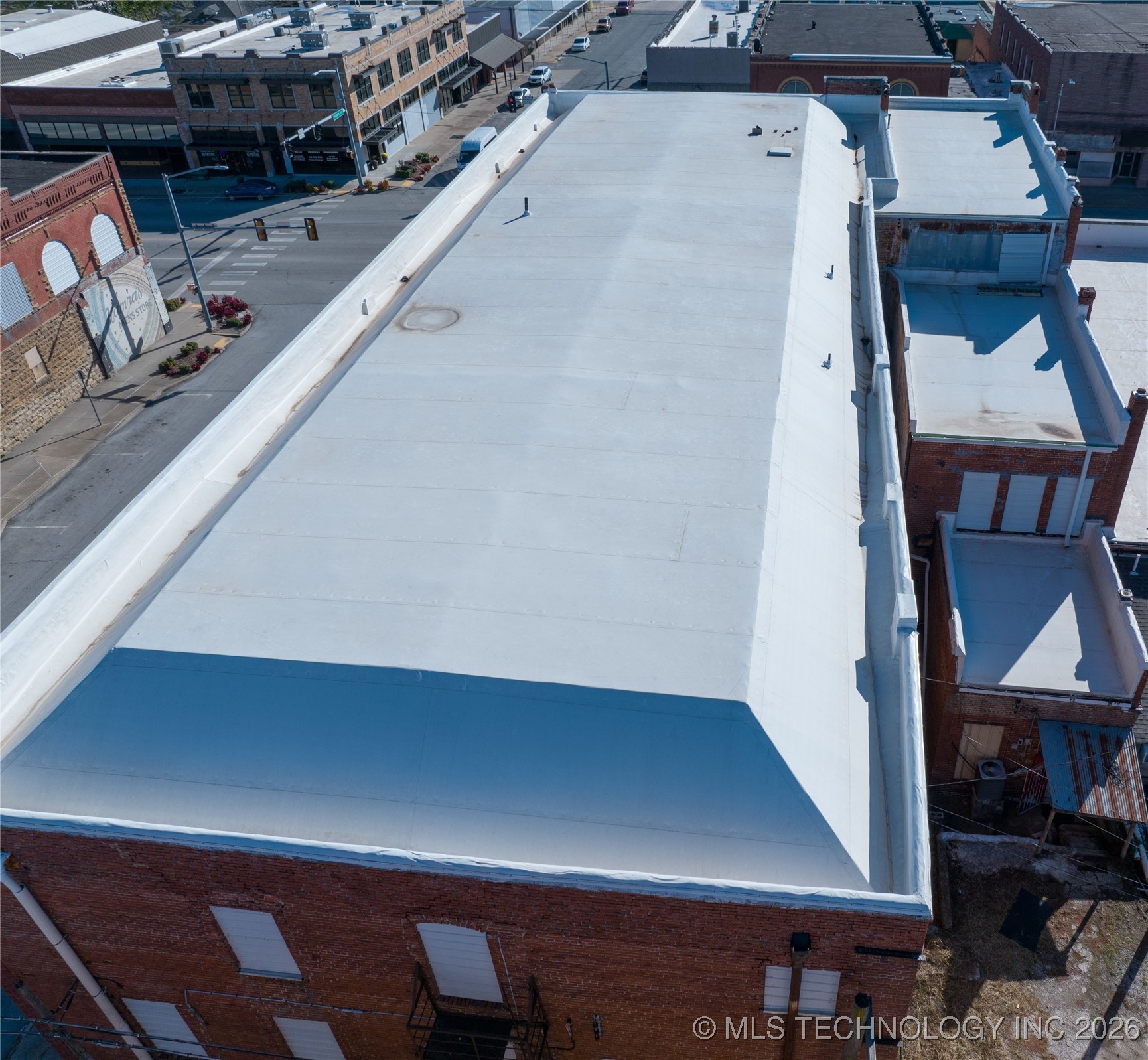 402 W Main Street Property Photo 18