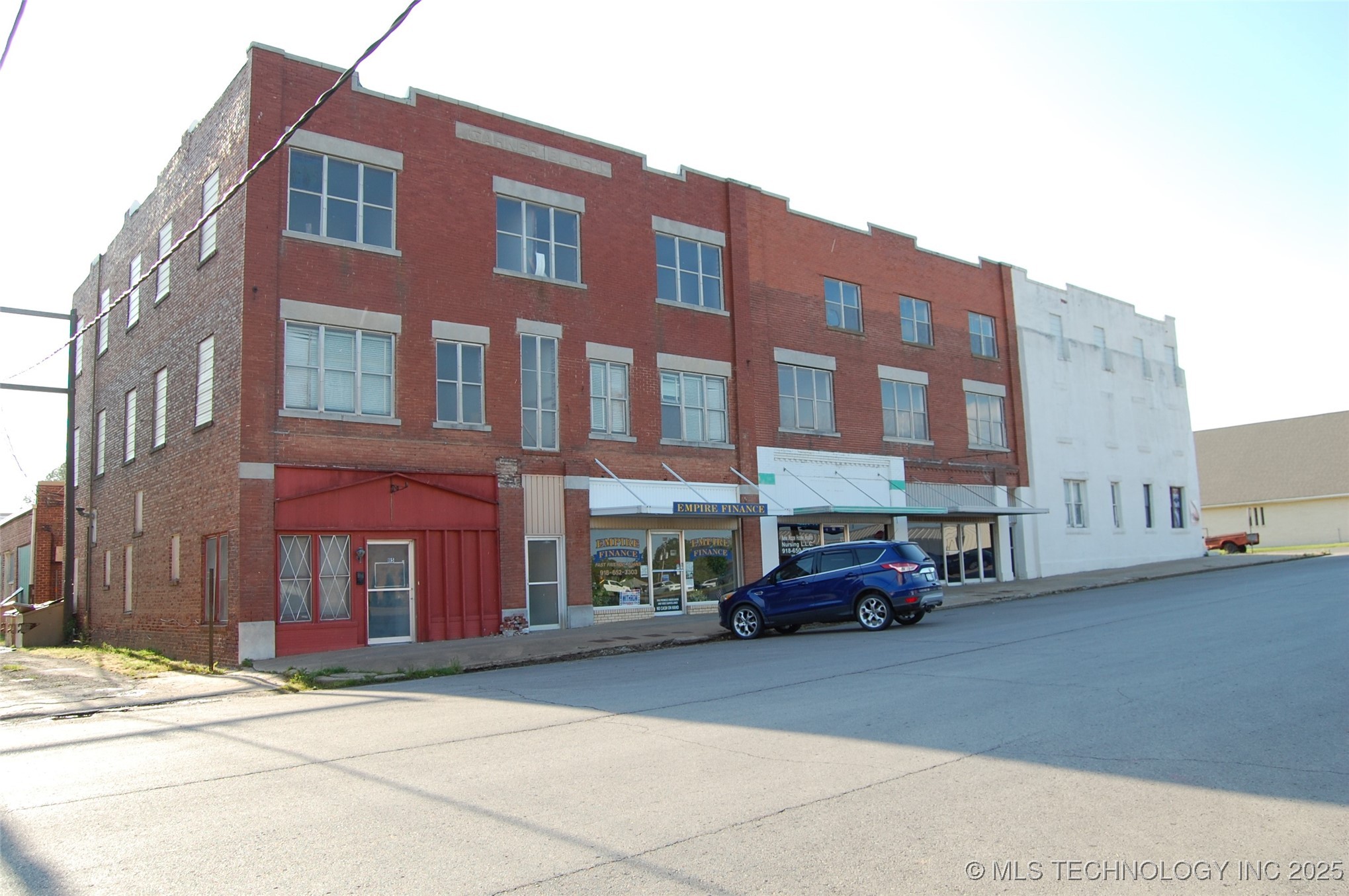 403 W Trudgeon Street Property Photo 3