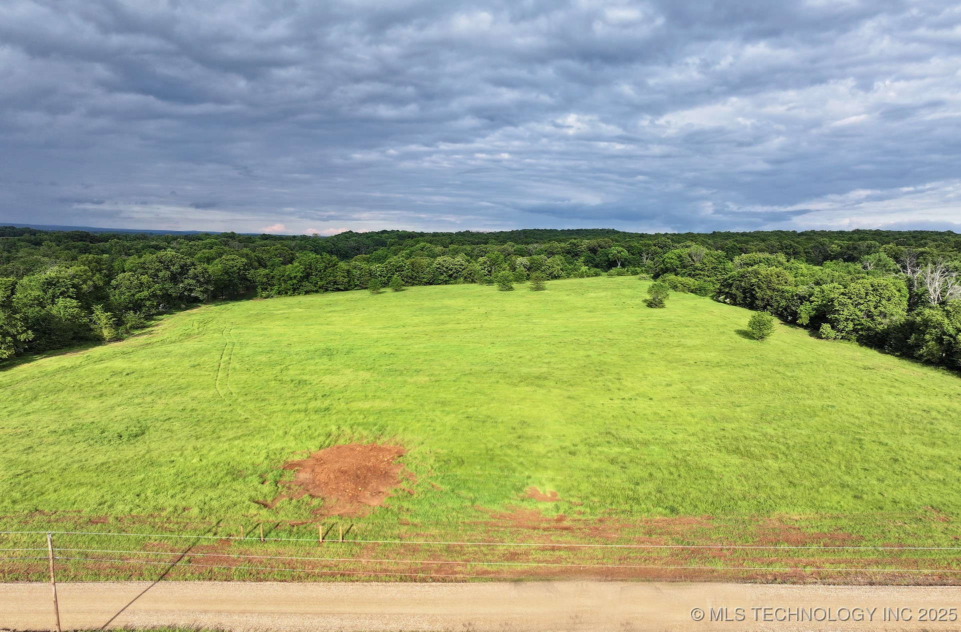 1030 Property Photo 3