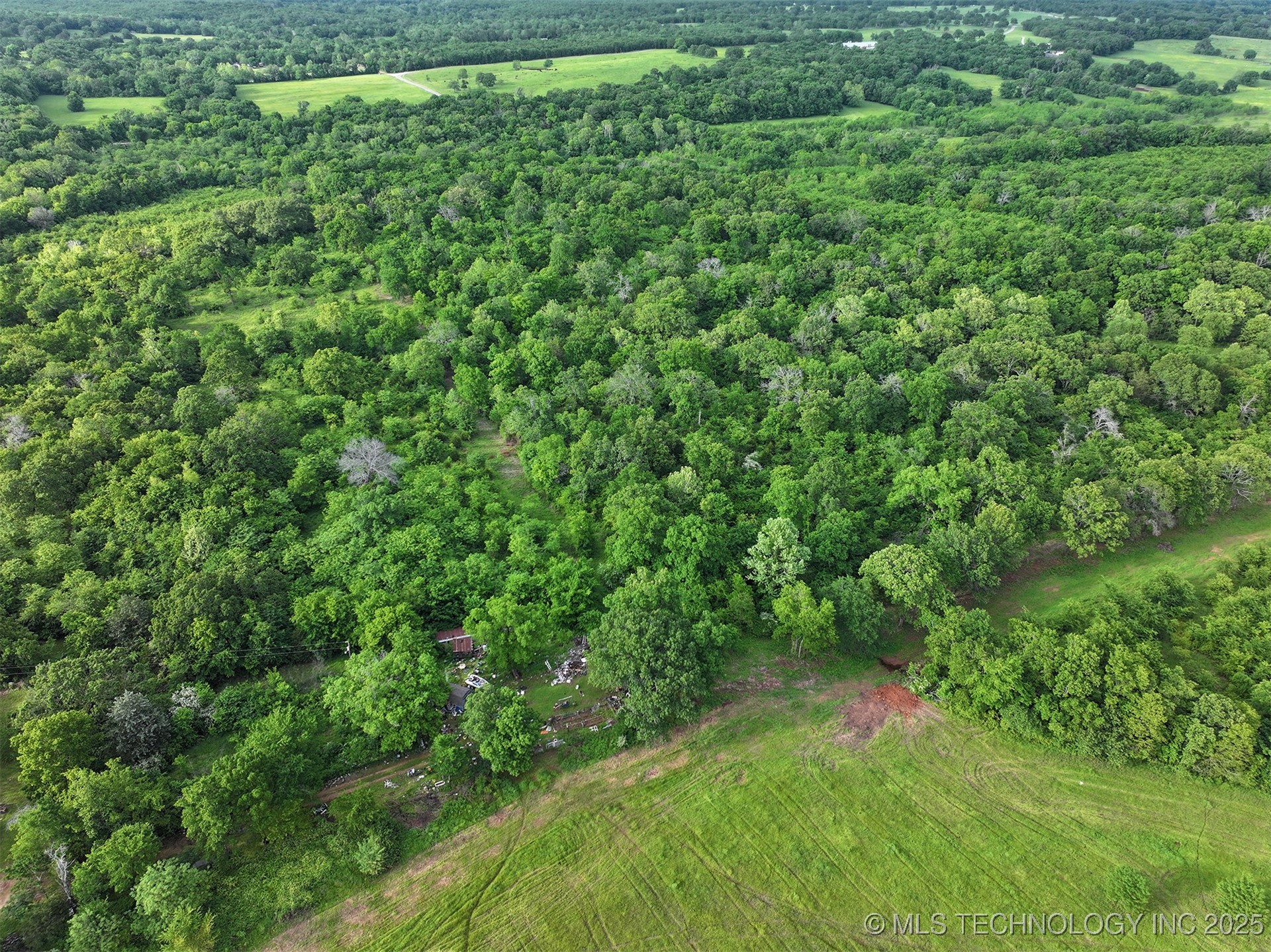 1030 Property Photo 5