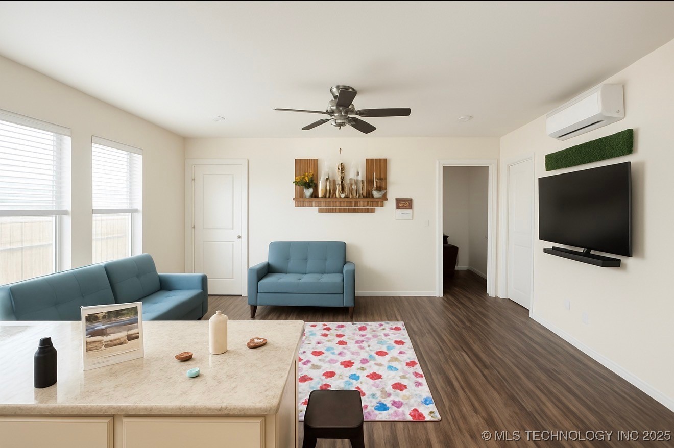 1235 N Trenton Avenue Property Photo 5