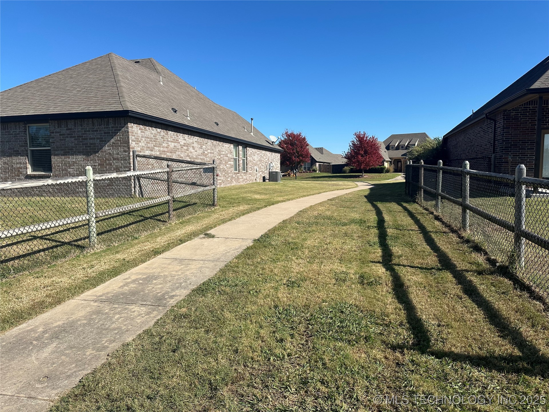 15410 E 87th Street Property Photo 26