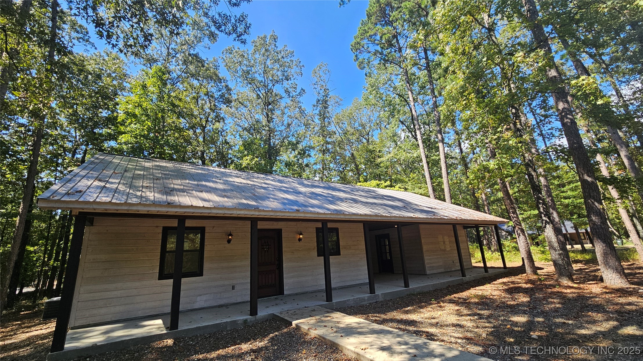 674 Pine Meadow Lane Property Photo 11