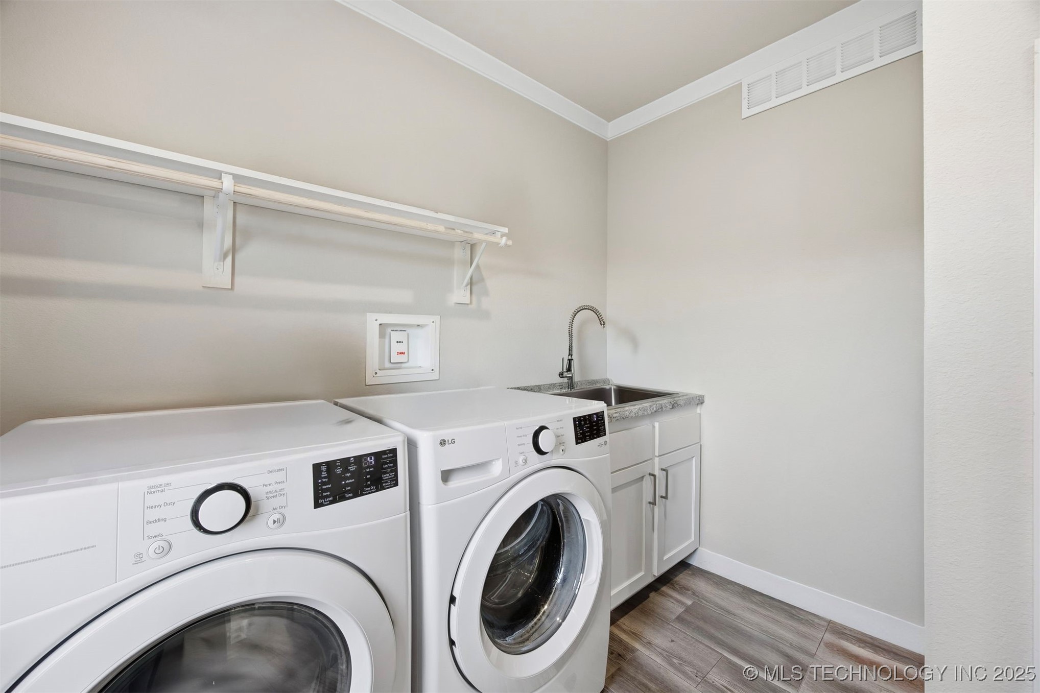 357431 E 960 Road Property Photo 12