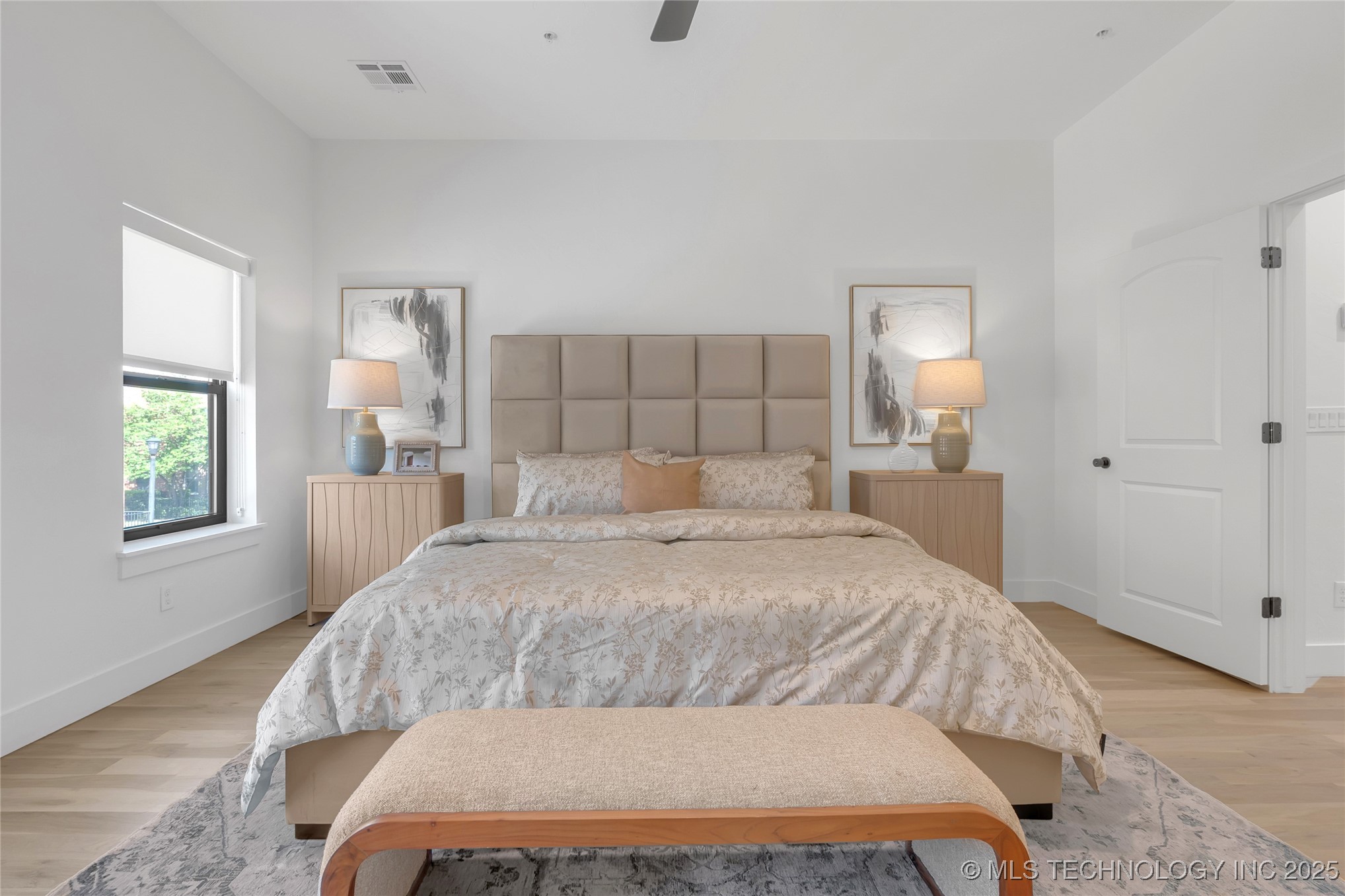 1049 E 8th Street S Property Photo 26