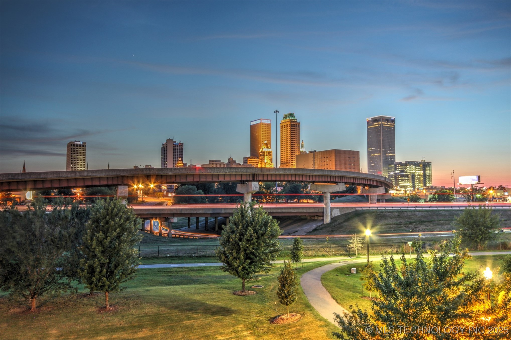 1049 E 8th Street S Property Photo 41